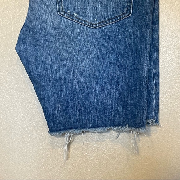 AMERICAN EAGLE OUTFITTERS WOMENS Distressed Slim Straight Jean Shorts - Picture 5 of 9